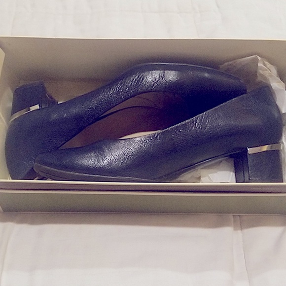 🥀Naturalizer shoes - Picture 1 of 2